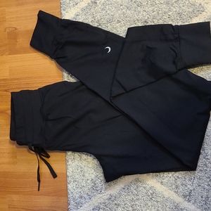 Women's Black Ascend Jogger -Small